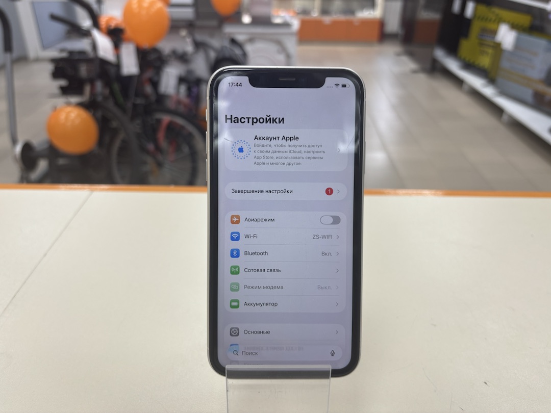 Смартфон Apple iPhone 11 64Gb