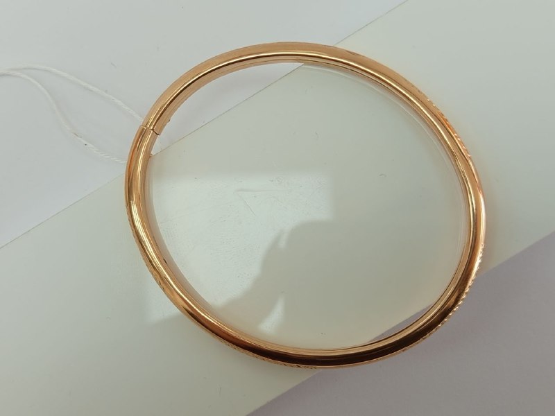 БРАСЛЕТ ЖЕСТКИЙ С АЛМАЗНОЙ ГРАНЬЮ (Au 585)