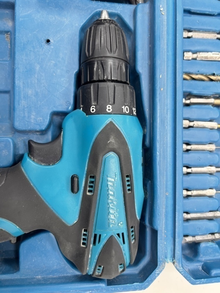 Шуруповерт Makita NoName