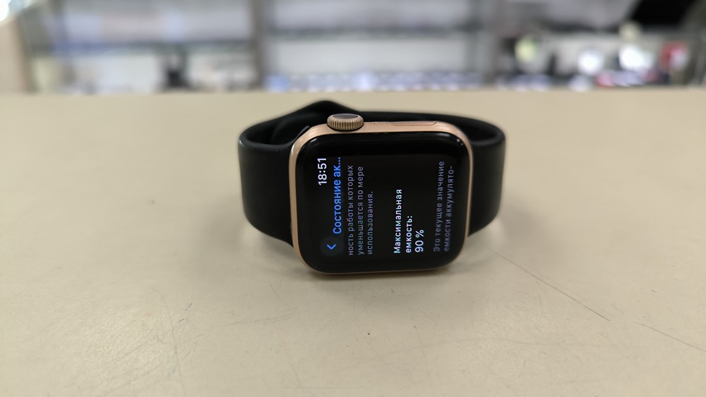 Смарт-часы Apple Watch Series 5 40 мм