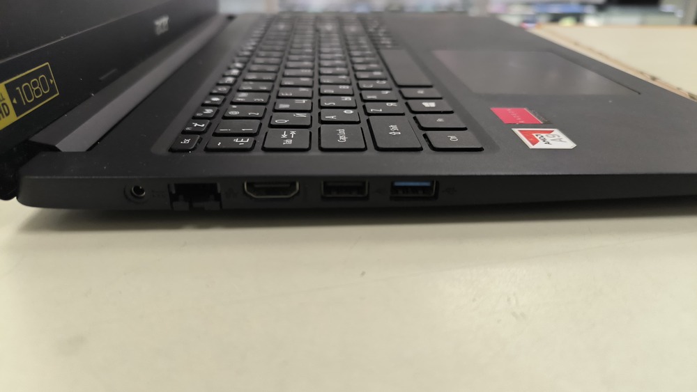 Ноутбук Acer Extensa 215-21; A9-9420e, AMD Radeon (TM) Graphics, 4 Гб, 120 Гб, Нет