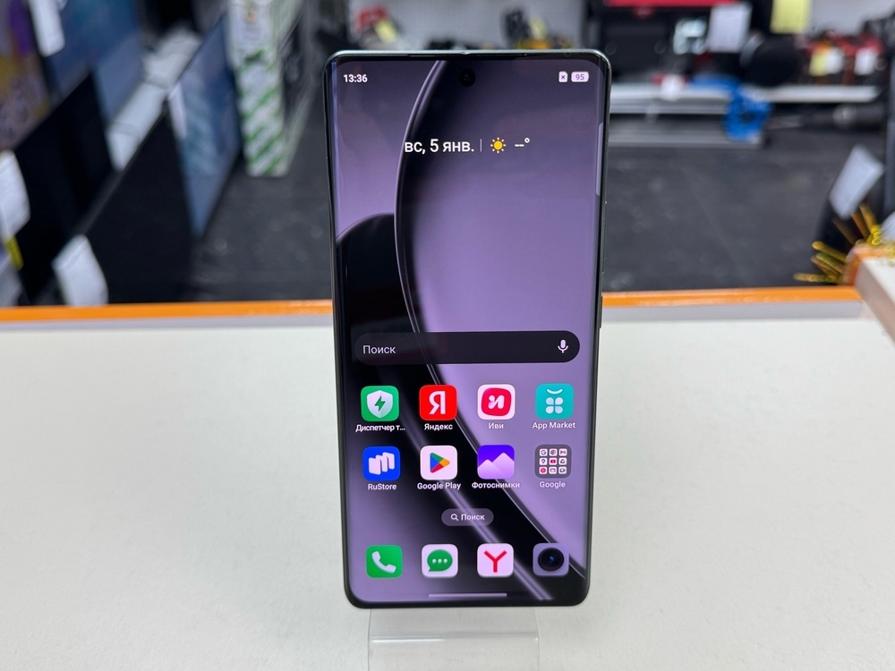 Смартфон Realme GT 6T 12/256