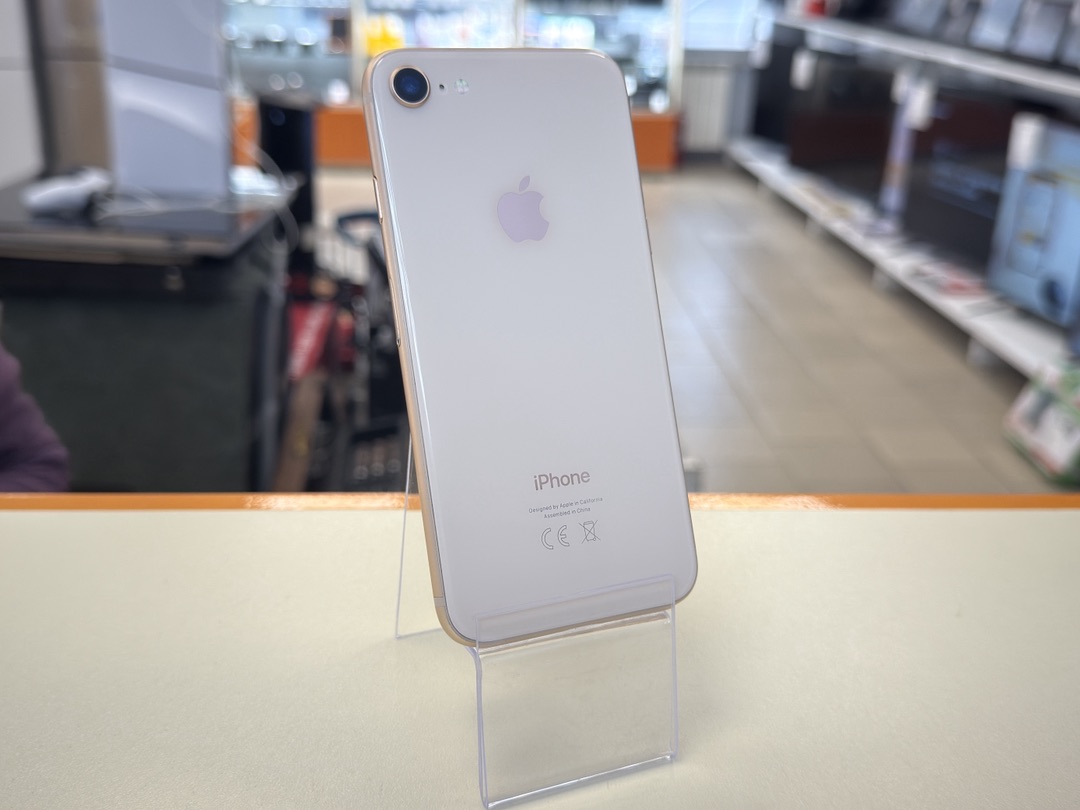 Смартфон Apple iPhone 8 64Gb