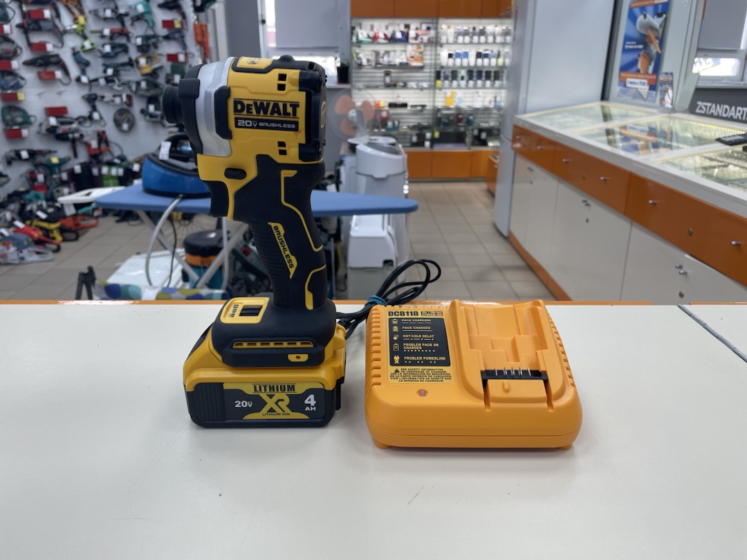 Гайковерт Dewalt DCF850