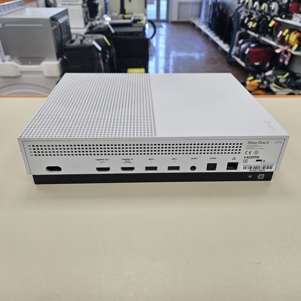 Игровая приставка Xbox One S 1TB