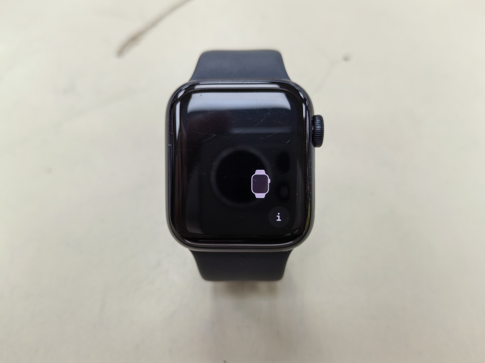 Смарт-часы Apple Watch SE 2022 40mm
