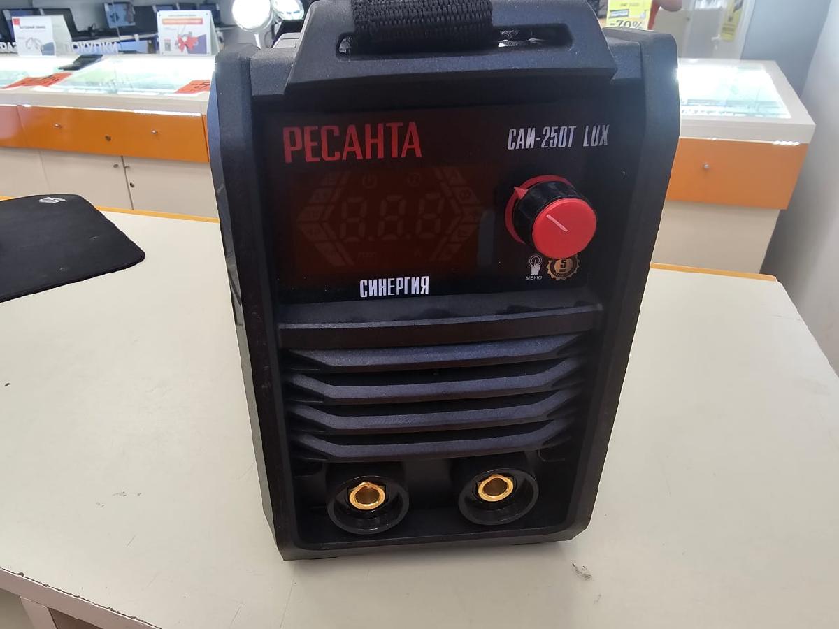 Сварочный аппарат Ресанта САИ-250Т LUX;