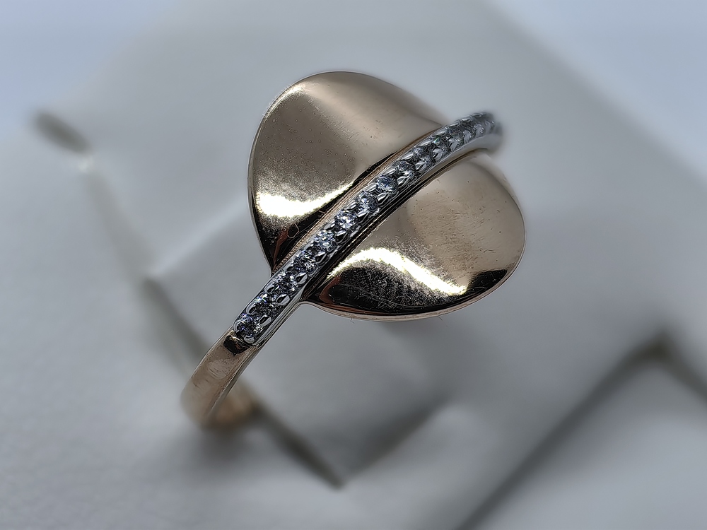 КОЛЬЦО С КАМНЯМИ (Au 585)