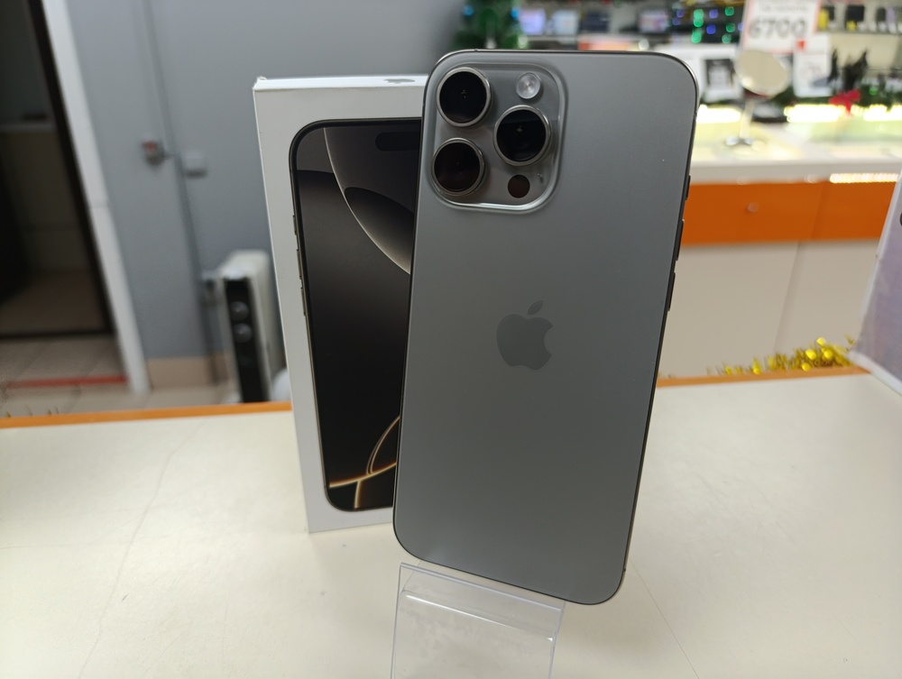 Смартфон Apple Iphone 16 Pro Max 256Gb