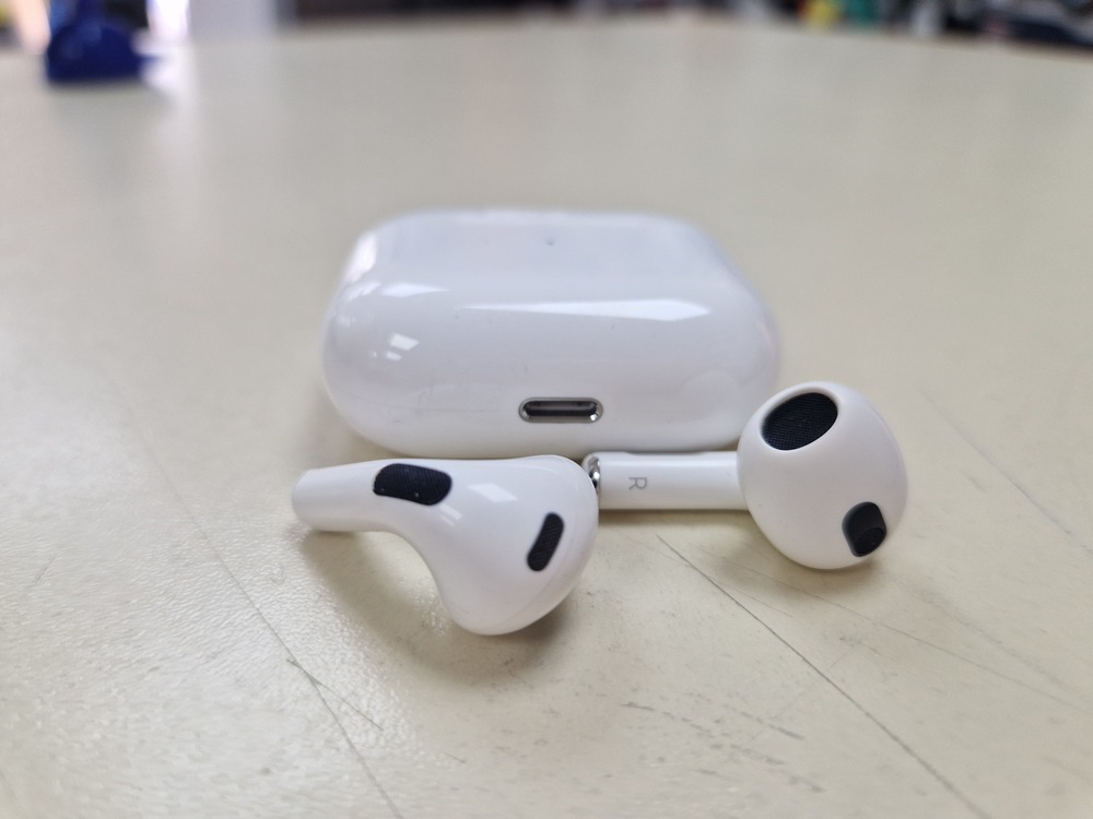 Наушники беспроводные Apple Airpods 3