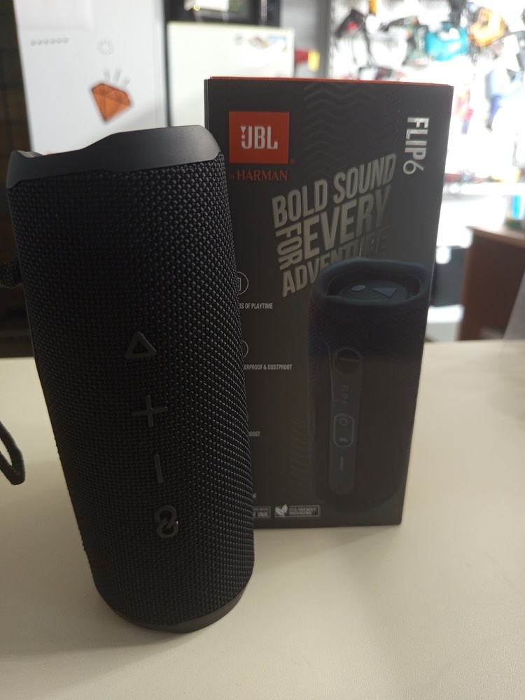Портативная акустика JBL Flip 6;