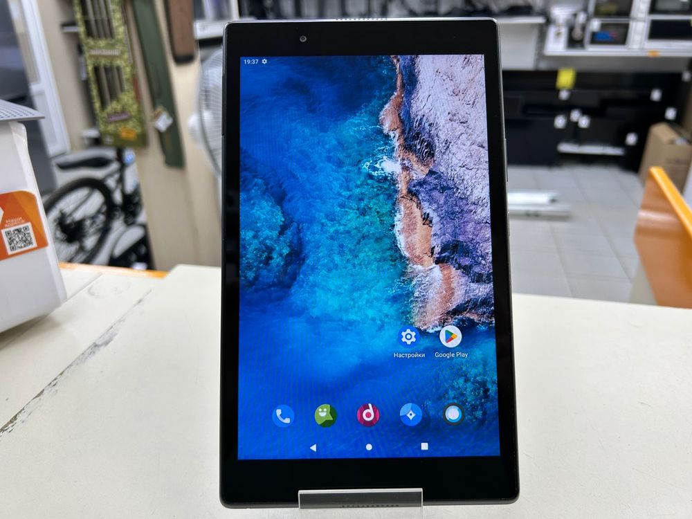 Планшет Lenovo Tab 4 TB-8504F