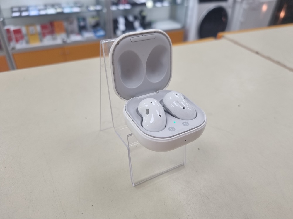 Наушники беспроводные Samsung Buds Live