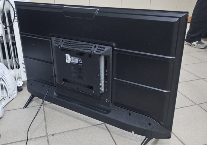 LED Телевизор Tuvio TD43FFBSV1