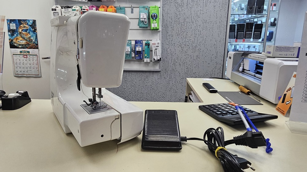 Швейная машина Jaguar 562