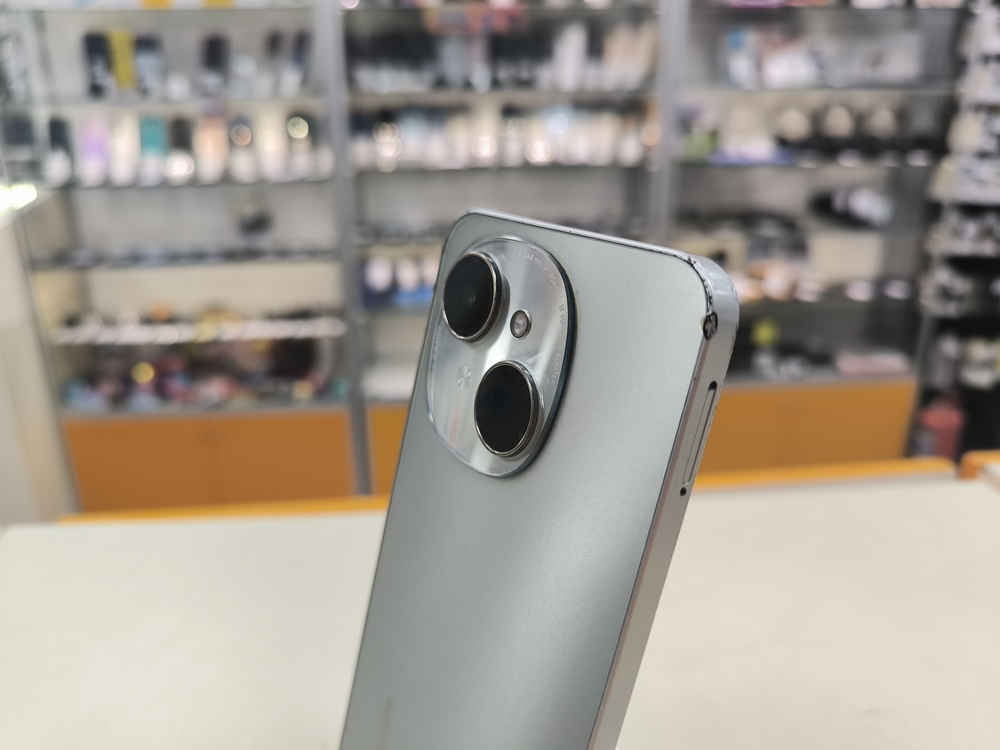 Смартфон Tecno Spark GO 1 3/64