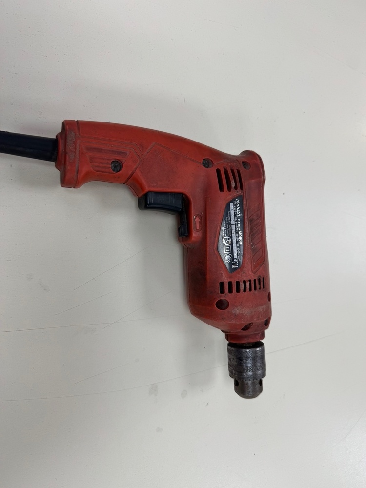 Дрель-безударная Makita M0600