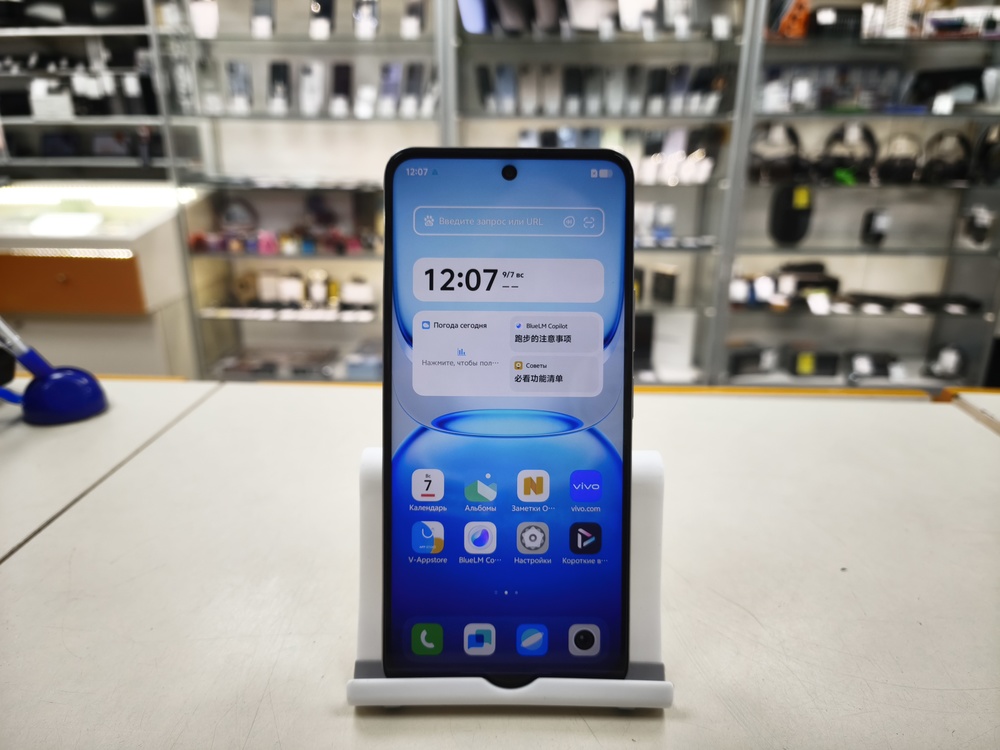 Смартфон Vivo iQOO Z10 8/256