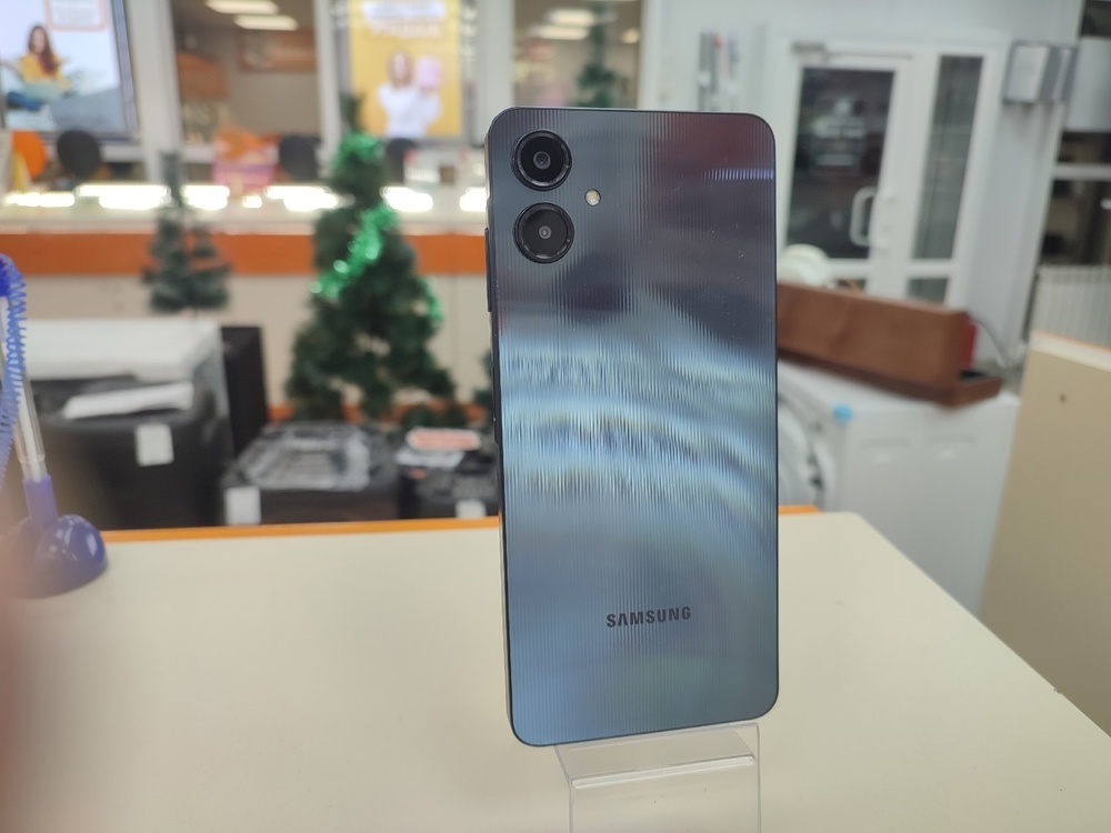 Смартфон Samsung Galaxy A06 4/64