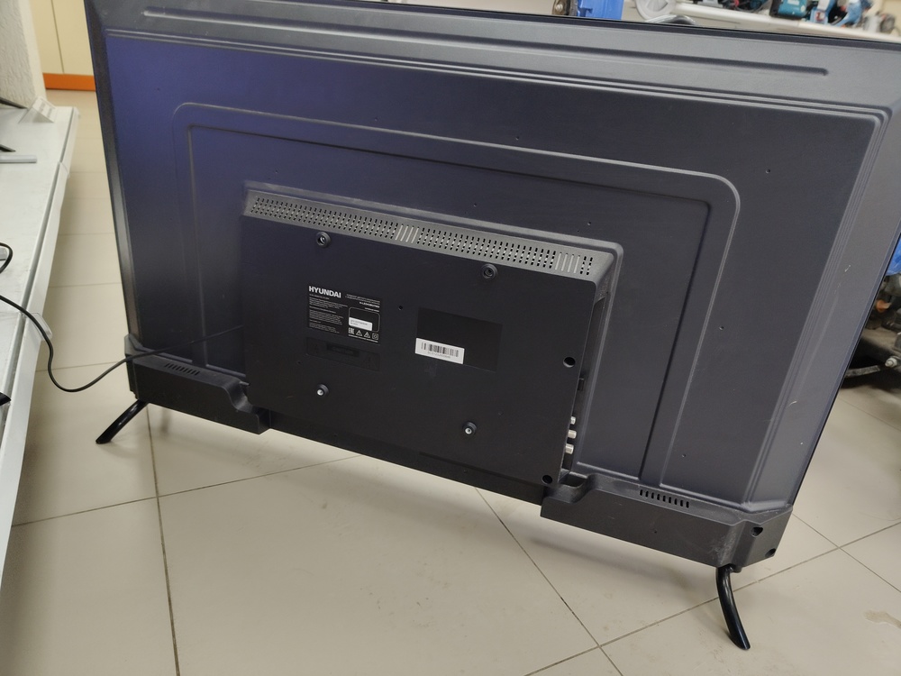 LED Телевизор Hyundai H-LED43BU7003