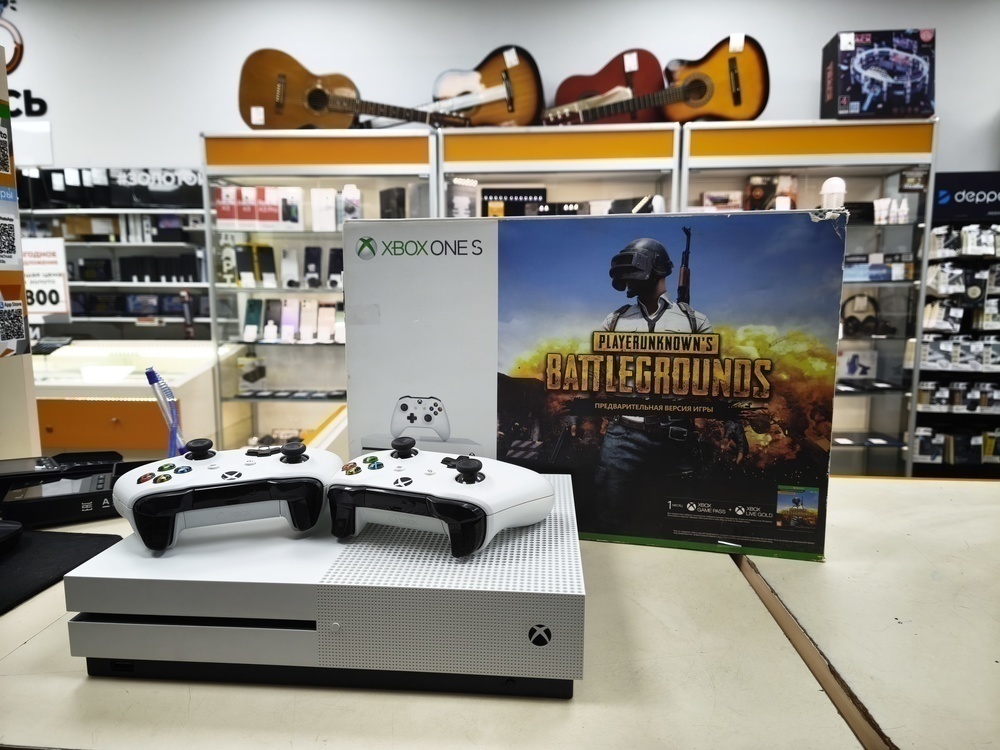 Игровая приставка Xbox One S 1TB