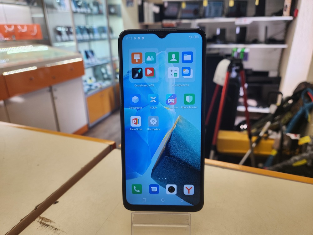 Смартфон Infinix HOT 30i 4/128