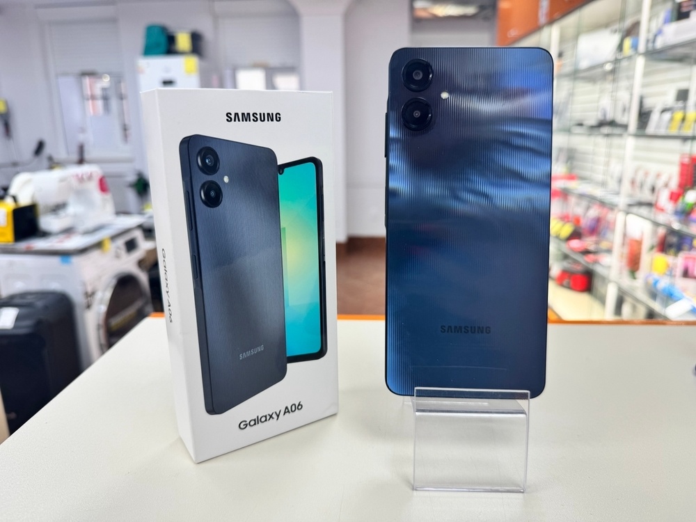 Смартфон Samsung Galaxy A06 4/64