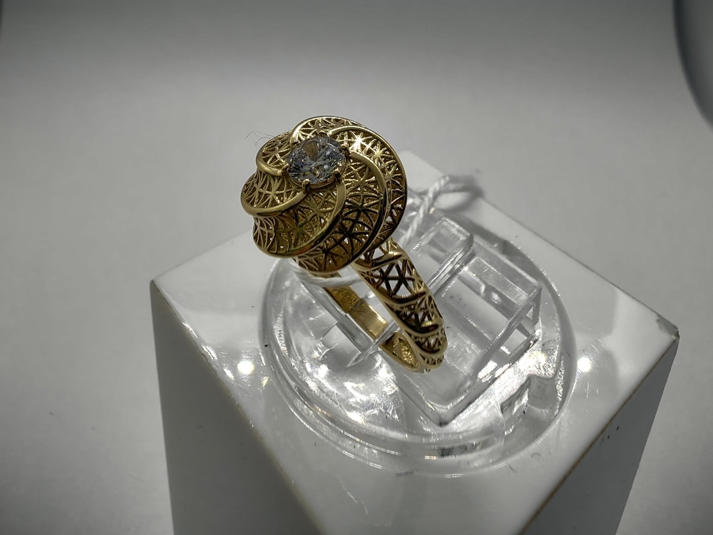 КОЛКМ585 КОЛЬЦО С КАМНЕМ (Au 585)