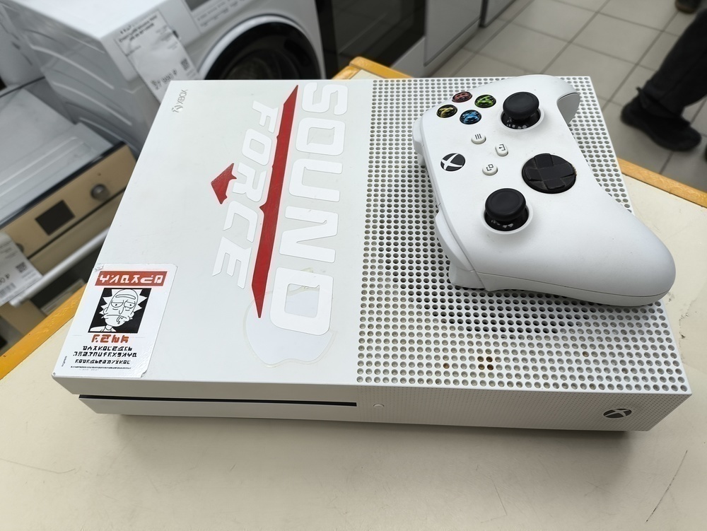 Игровая приставка Xbox One S 500Gb