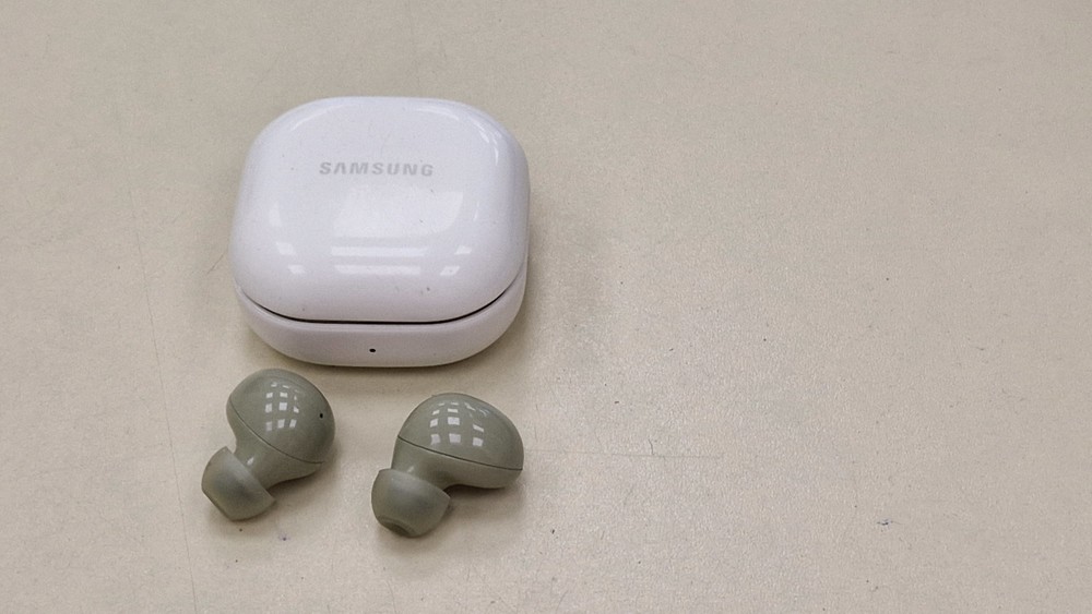 Наушники беспроводные SAMSUNG BUDS 2;