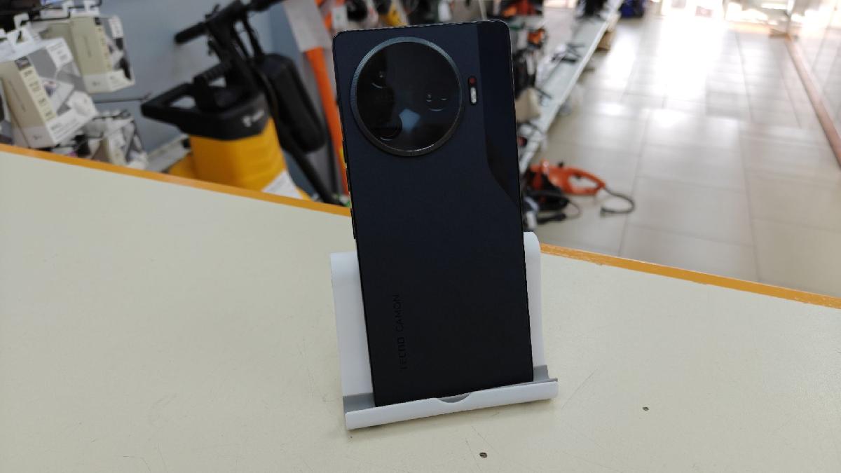 Смартфон Tecno Camon 30 Pro 12/512