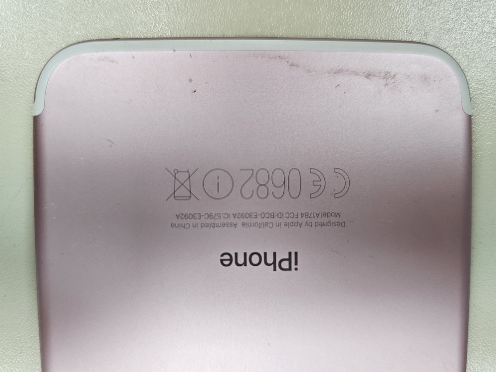 Смартфон Apple iPhone 7 Plus 128Gb