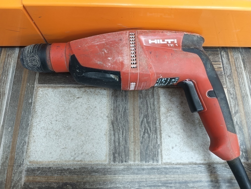 Перфоратор Hilti TE 1