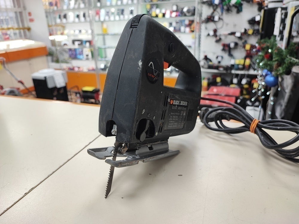 Лобзик Black & Decker BDCJS 18