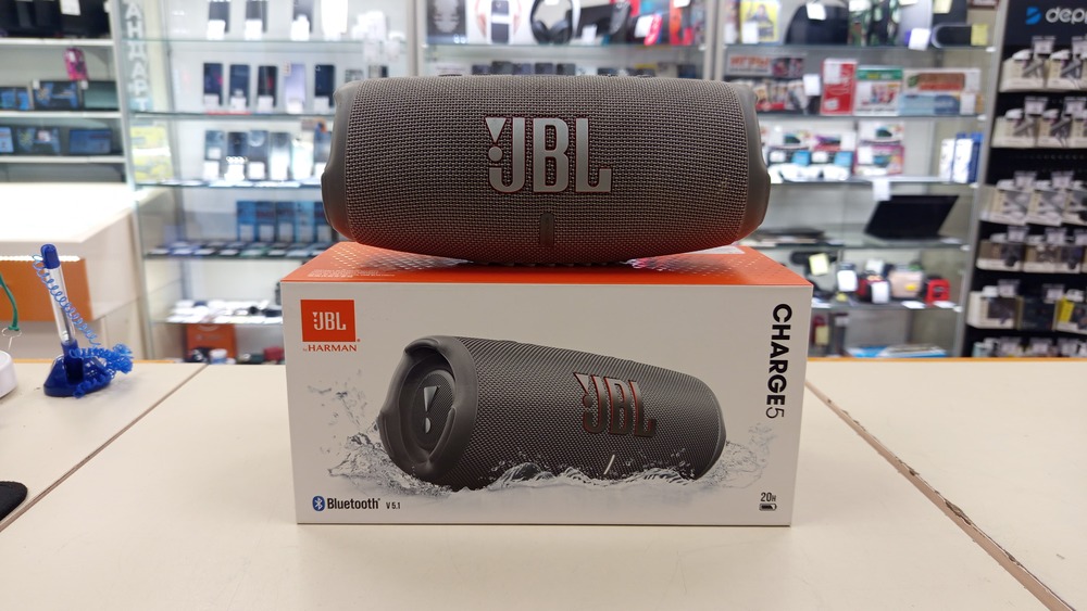 Портативная акустика JBL Charge 5
