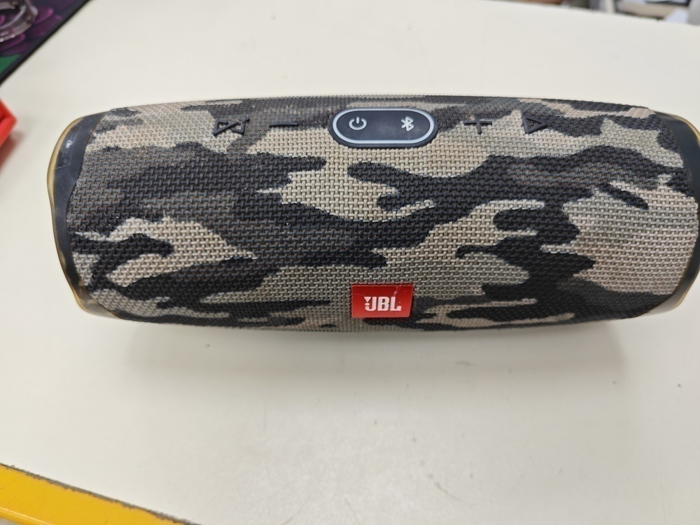 Портативная акустика JBL CHARGE 4