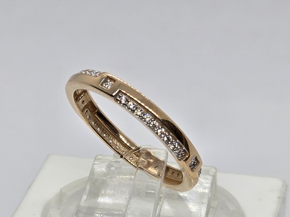 КОЛЬЦО С КАМНЯМИ (Au 585)