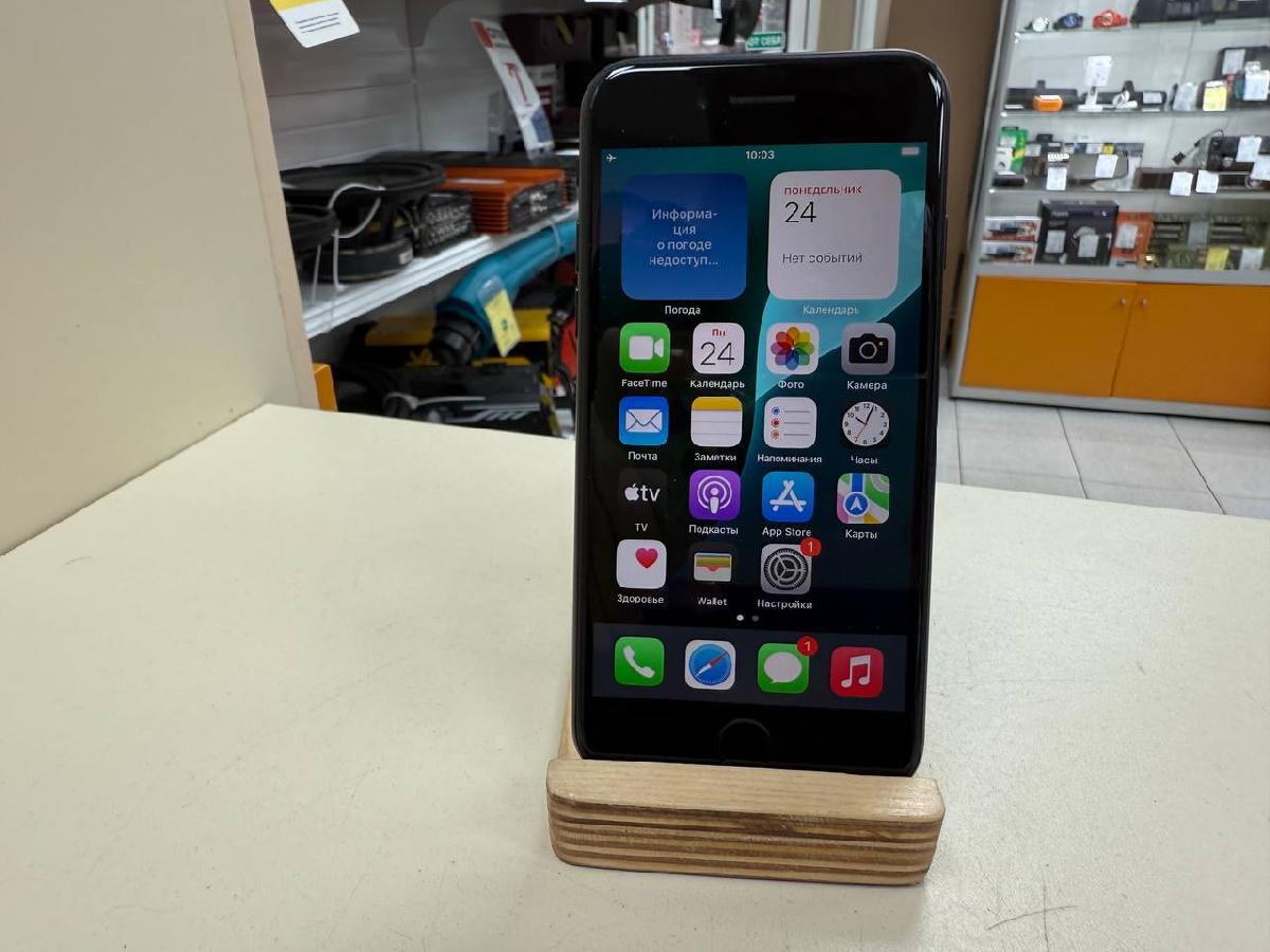 Смартфон Apple iPhone SE 2020 256Gb