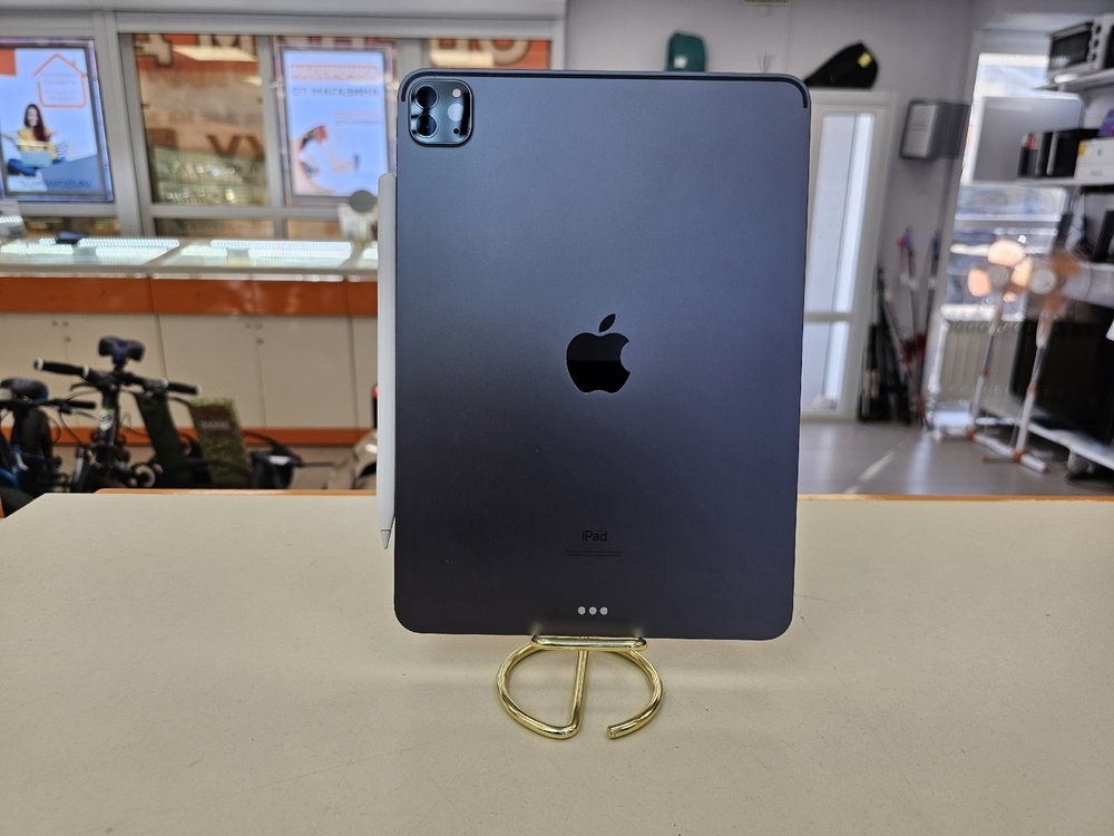 Планшет Apple iPad Pro 128 ГБ(11 дюймов, 3-го поколения, M1), 2021 A2377 (Wi-Fi)