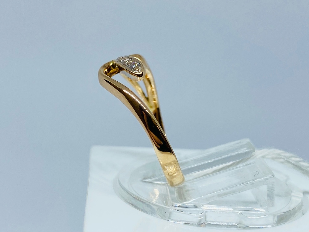 КОЛЬЦО С КАМНЯМИ (Au 585)