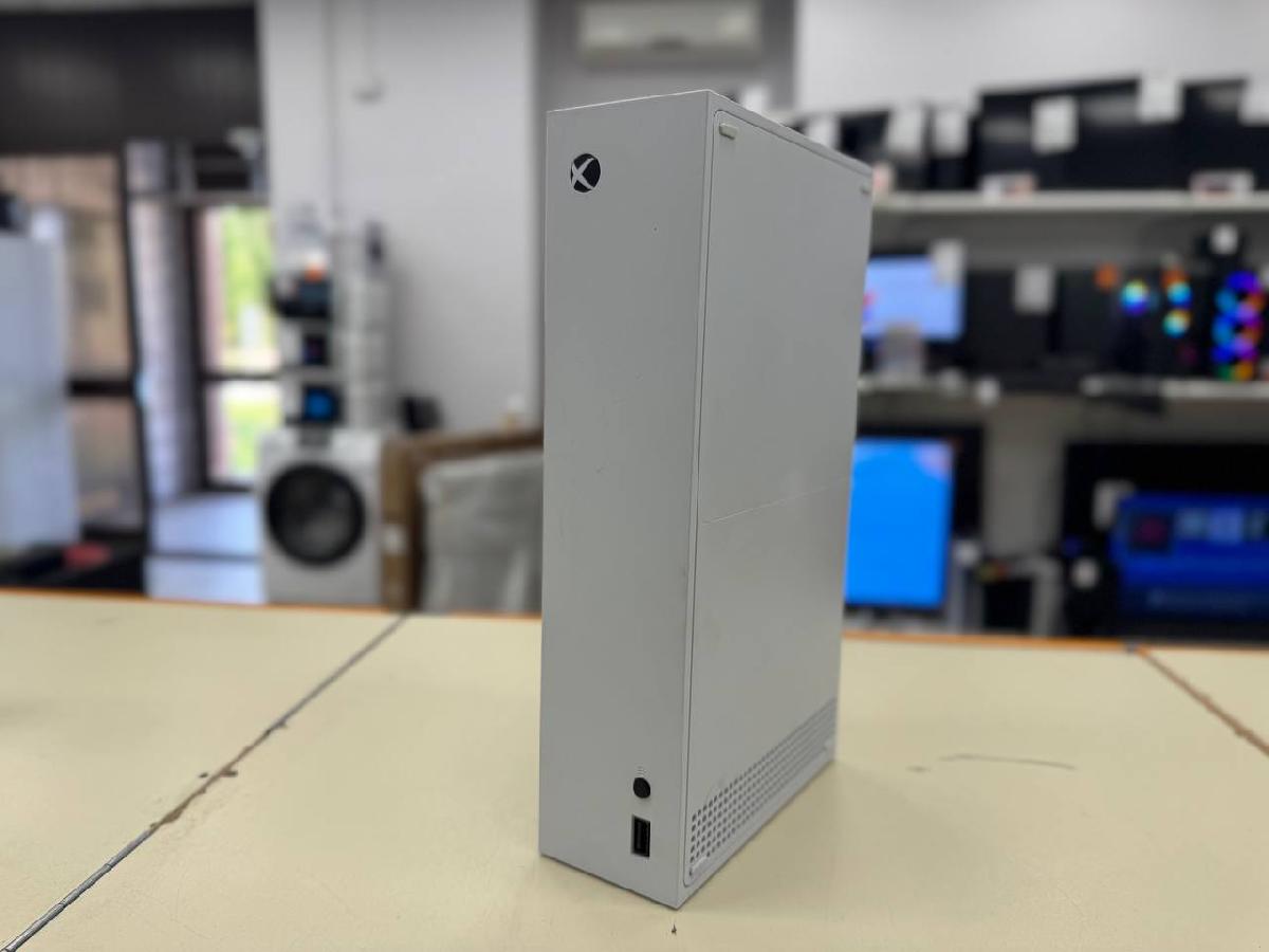 Игровая приставка Xbox Series S 512Gb SSD