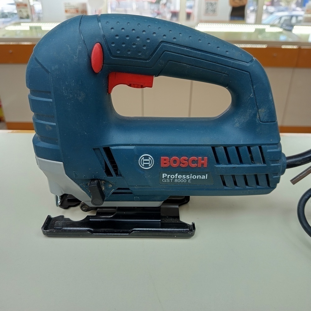 Лобзик Bosch GST  8000 E
