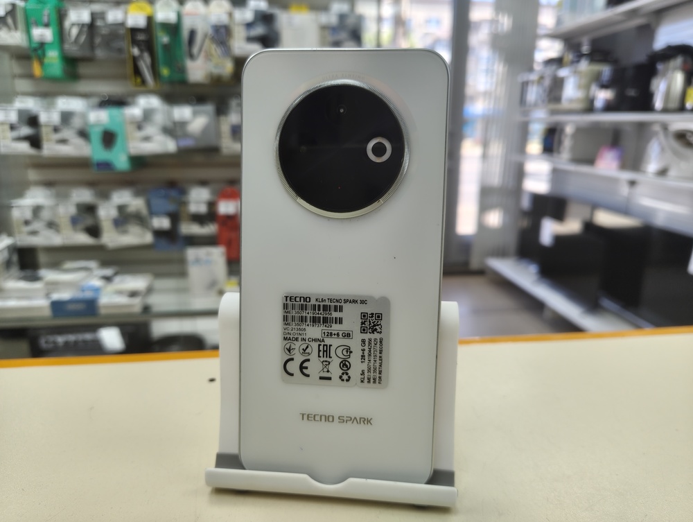 Смартфон Tecno SPARK 30C 6/128