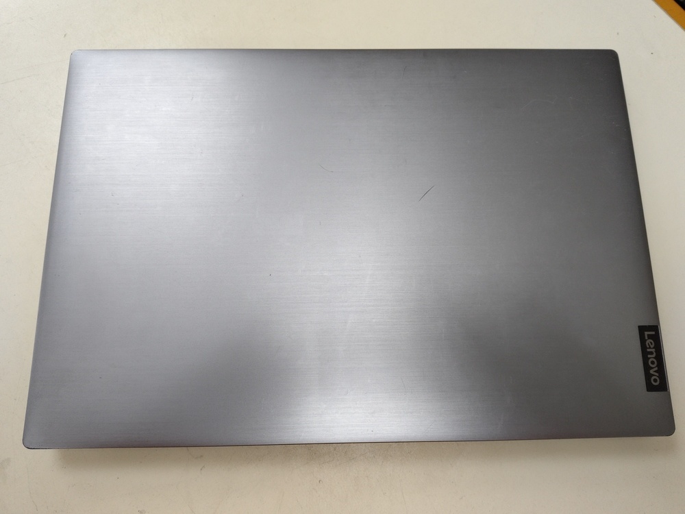 Ноутбук Lenovo; Ryzen 3 4300U, AMD Graphics, 8 Гб, 250 Гб, Нет