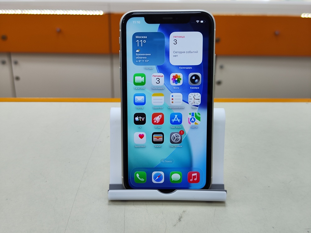 Смартфон Apple iPhone 11 64Gb