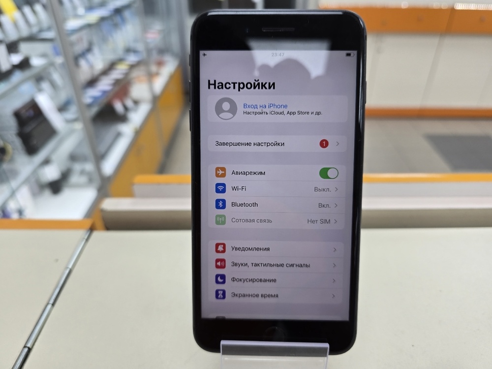 Смартфон Apple iPhone 8 Plus 64Gb