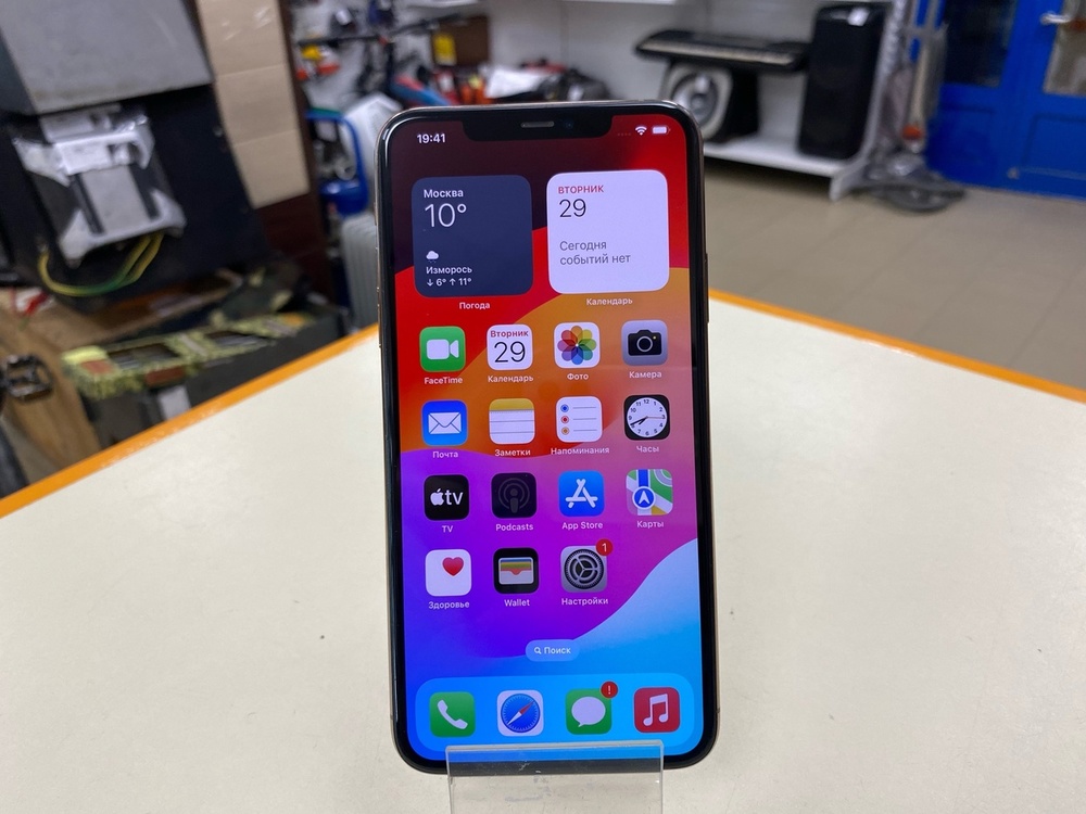 Смартфон Apple iPhone 11 Pro Max 64Gb
