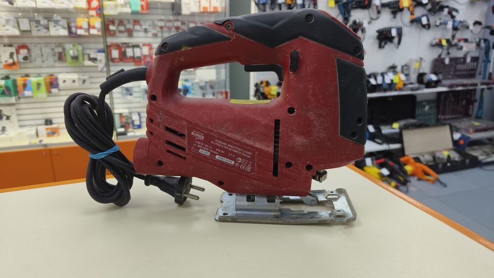Лобзик Elitech 0810МЛЭ