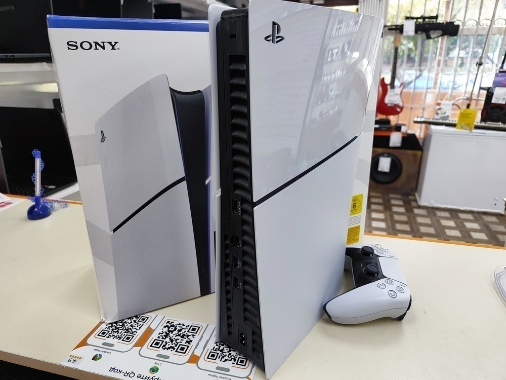 Игровая приставка PlayStation 5 Slim 1TB (С дисководом)