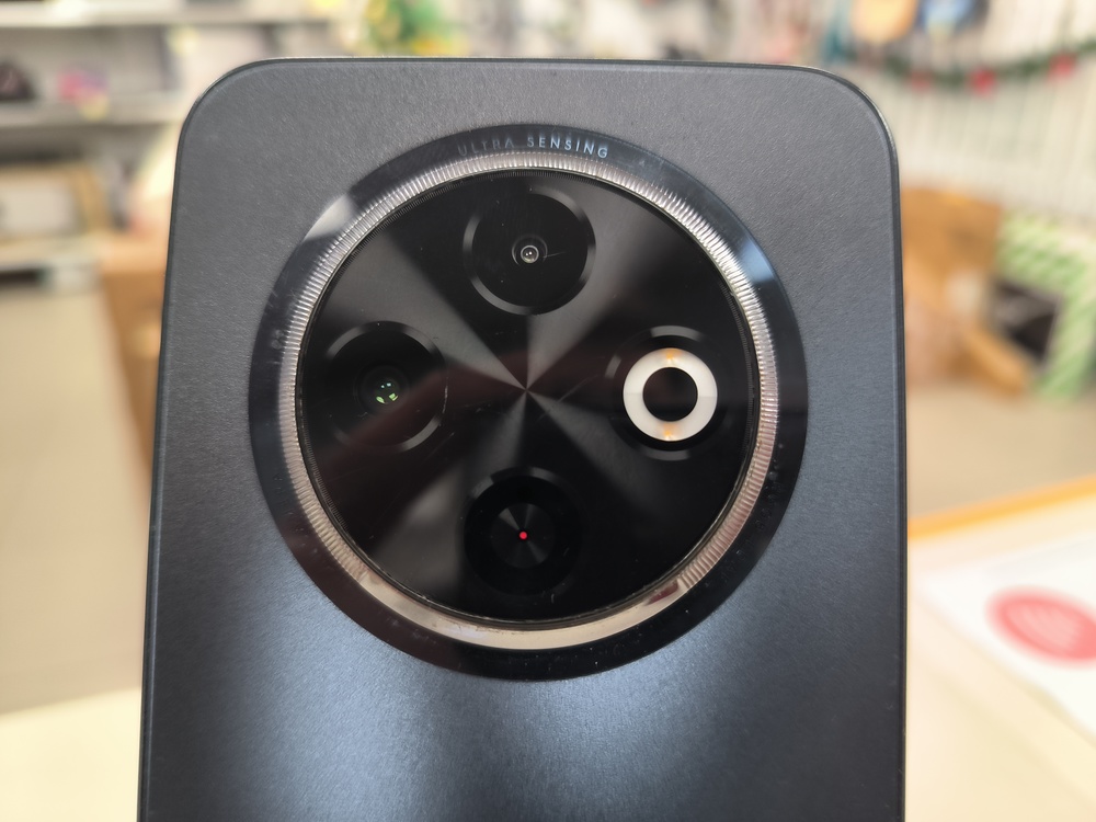 Смартфон Tecno SPARK 30C 4/128